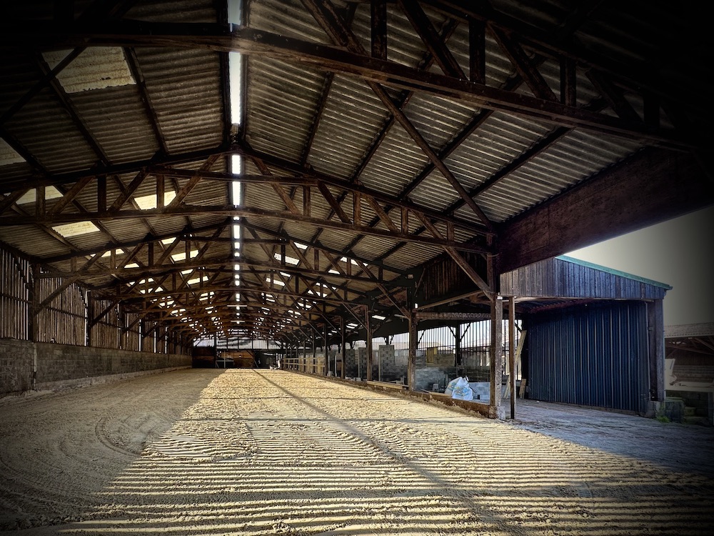 Manège - écurie de propriétaire, pension chevaux à TESSY-BOCAGE, entre SAINT-LÔ et VILLEDIEU-LES-POÊLES